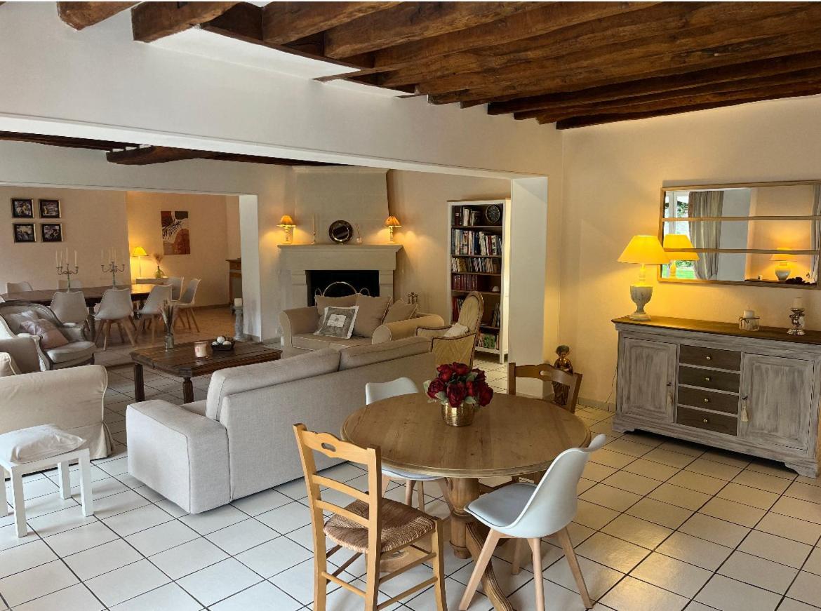 Chambres A La Maison Hermitage Aincourt Dış mekan fotoğraf