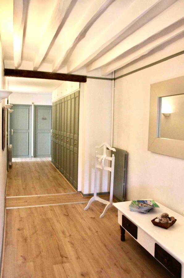 Chambres A La Maison Hermitage Aincourt Dış mekan fotoğraf